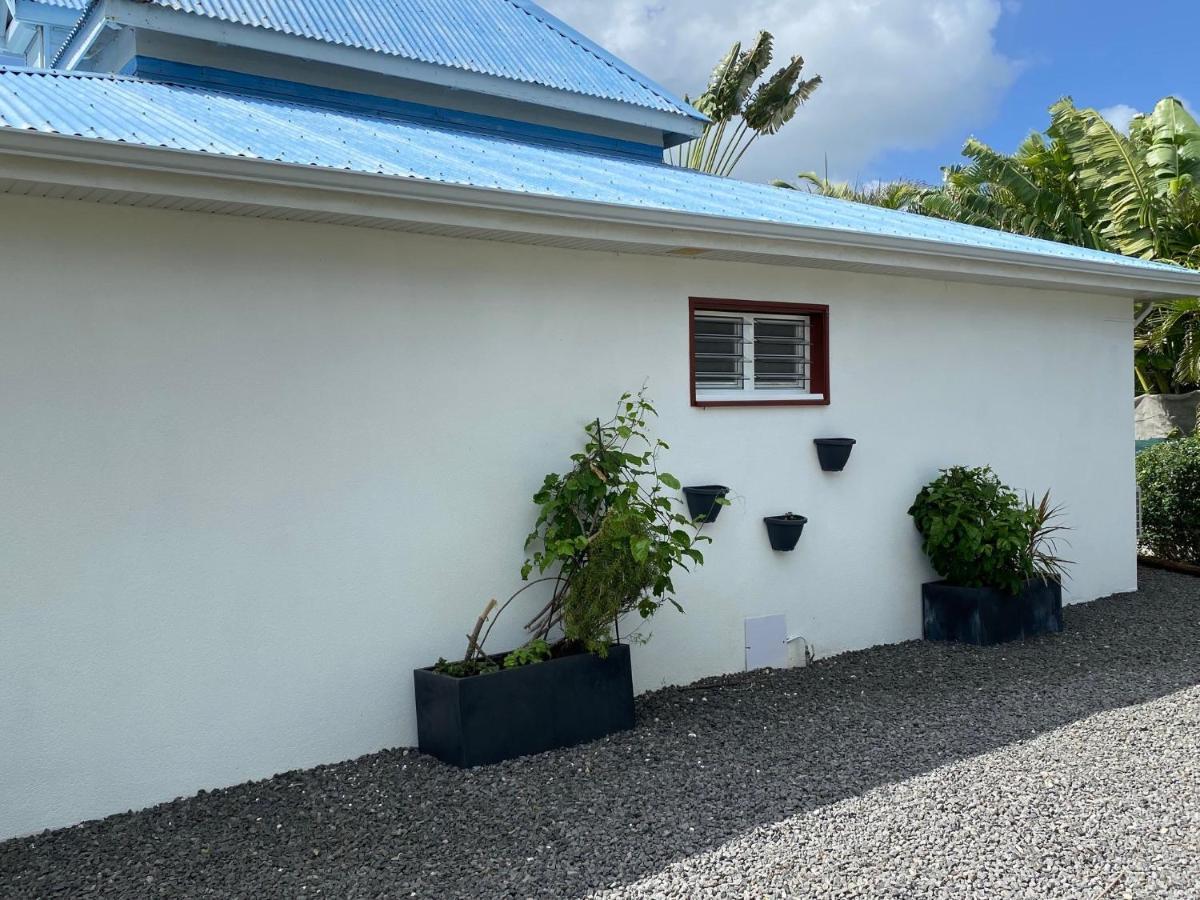 Villa Nomilou Beach Avec Acces Direct Plage Saint-Francois  Exterior photo