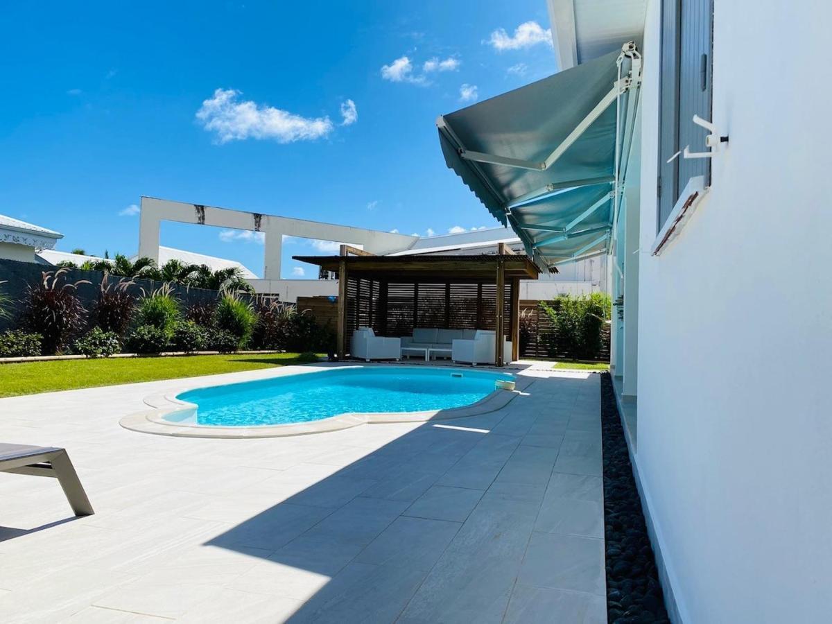 Villa Nomilou Beach Avec Acces Direct Plage Saint-Francois  Exterior photo
