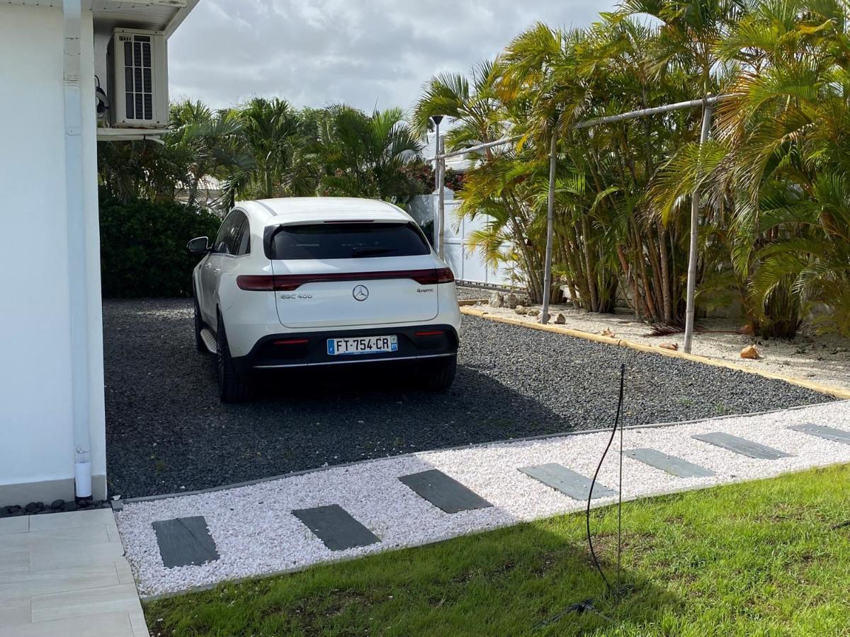 Villa Nomilou Beach Avec Acces Direct Plage Saint-Francois  Exterior photo